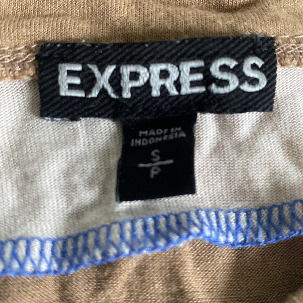 Blue Color-block Express top - Picture 3 of 3